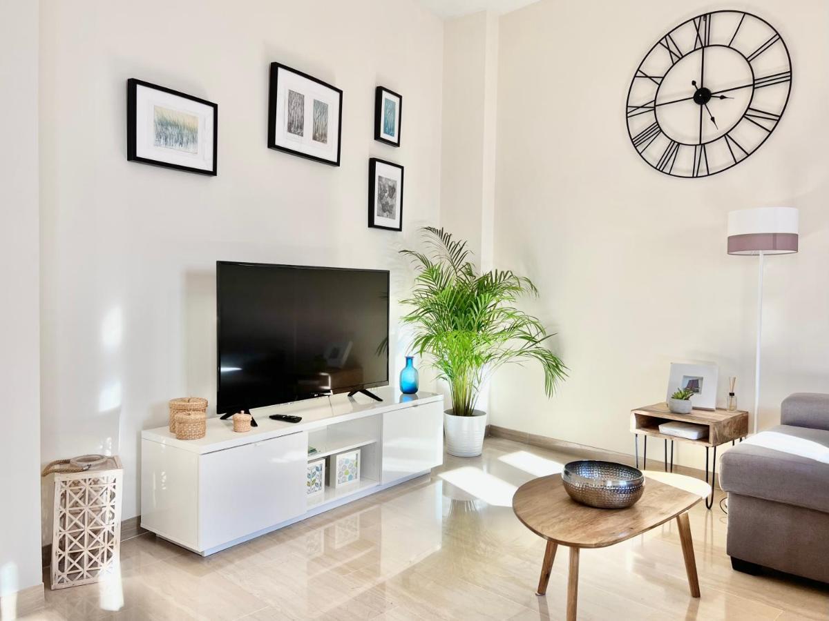 Teodosio Apartment Free Parking & Central Ac Siviglia Esterno foto
