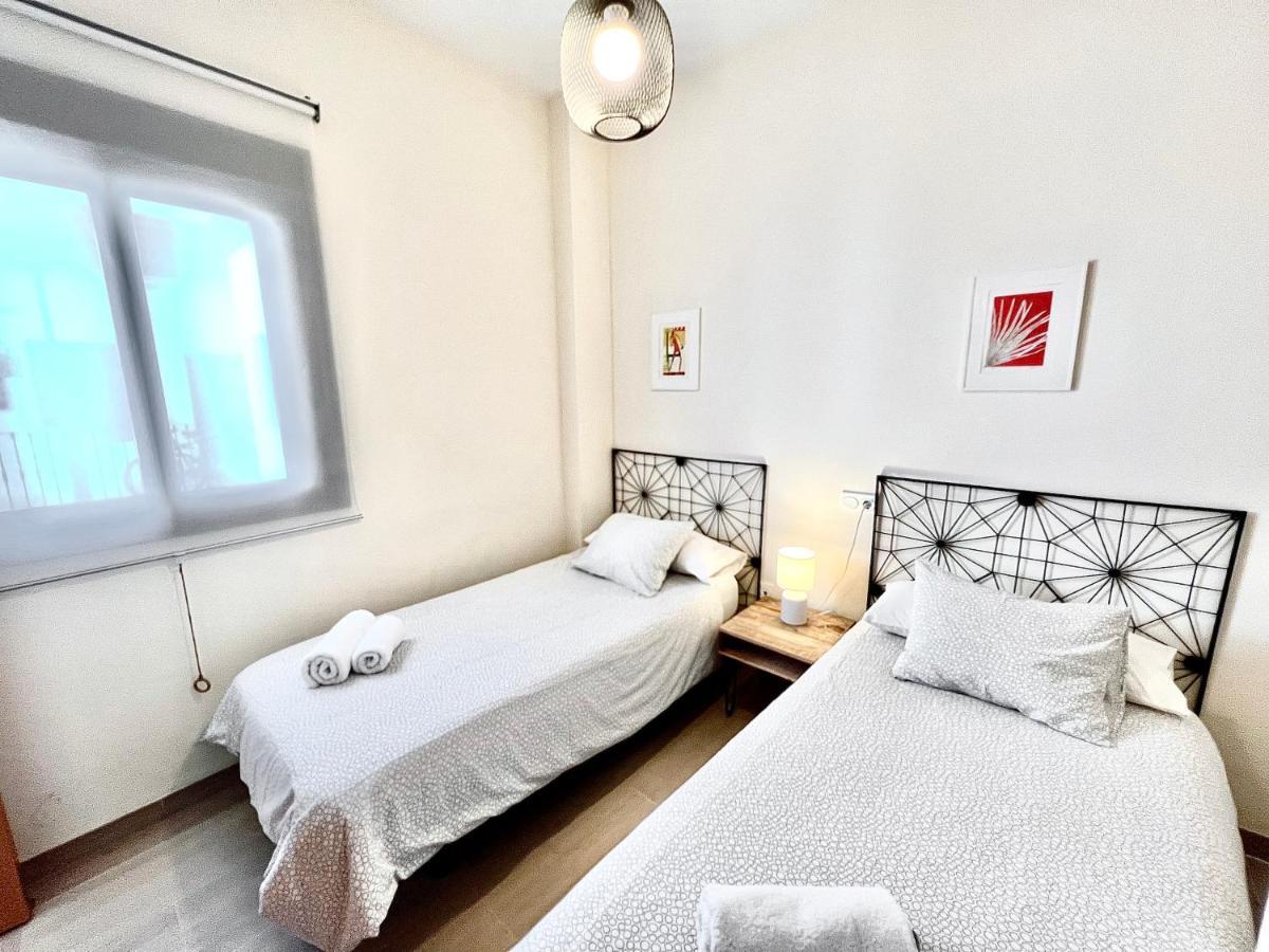 Teodosio Apartment Free Parking & Central Ac Siviglia Esterno foto