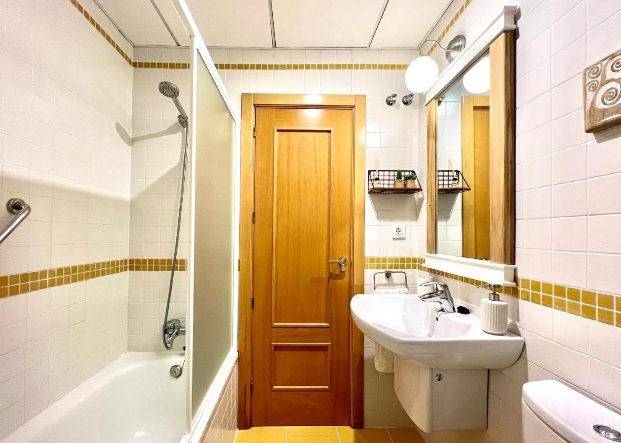Teodosio Apartment Free Parking & Central Ac Siviglia Esterno foto