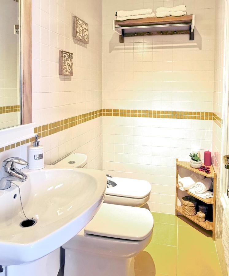 Teodosio Apartment Free Parking & Central Ac Siviglia Esterno foto