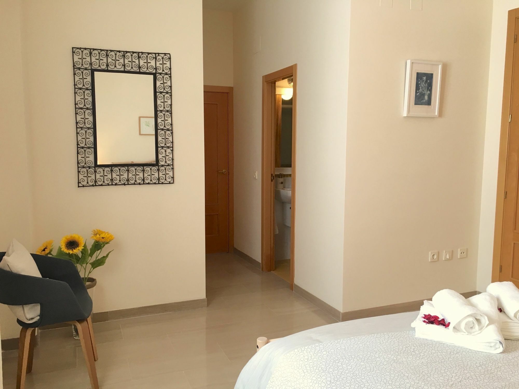 Teodosio Apartment Free Parking & Central Ac Siviglia Esterno foto
