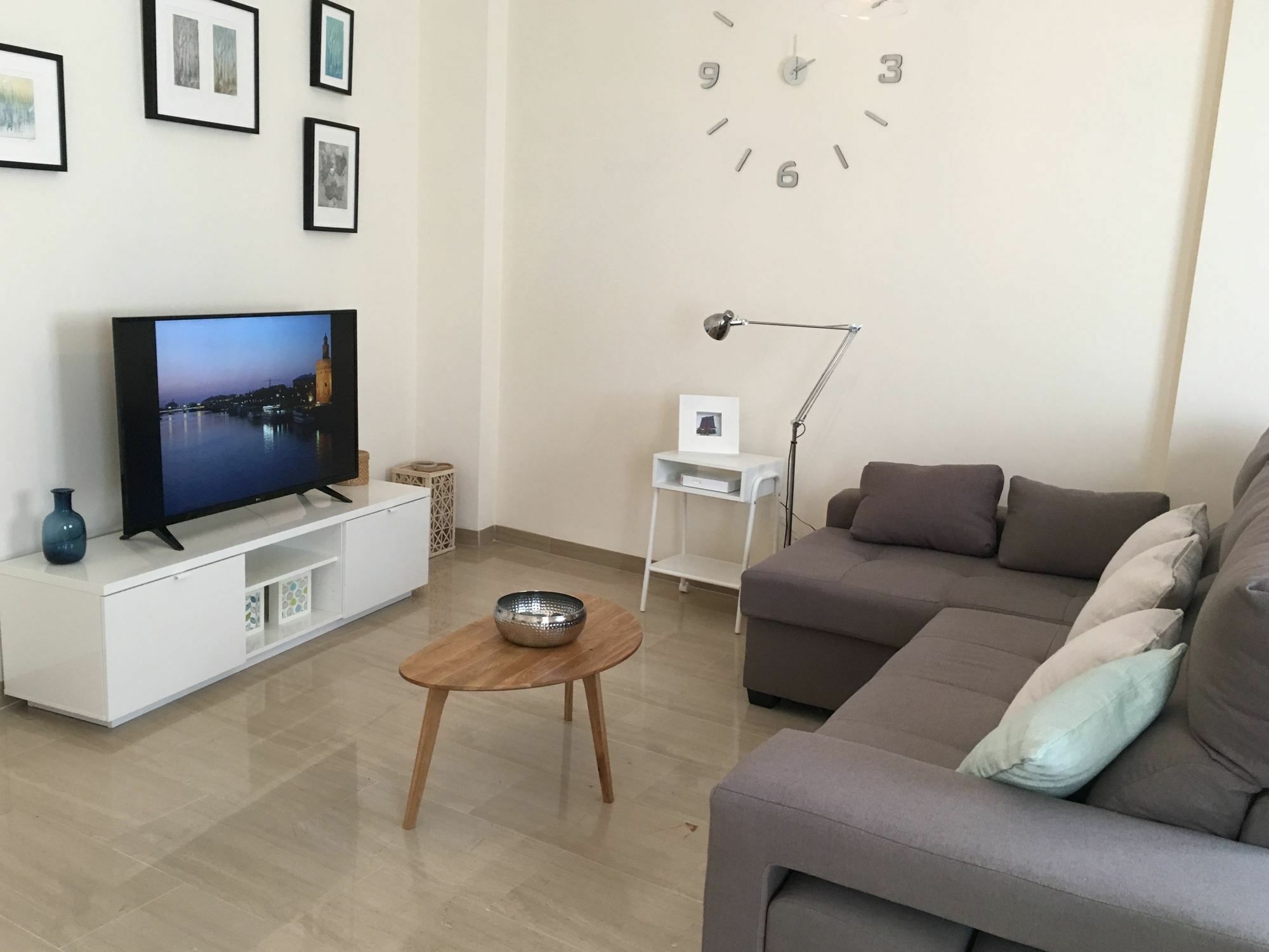 Teodosio Apartment Free Parking & Central Ac Siviglia Esterno foto