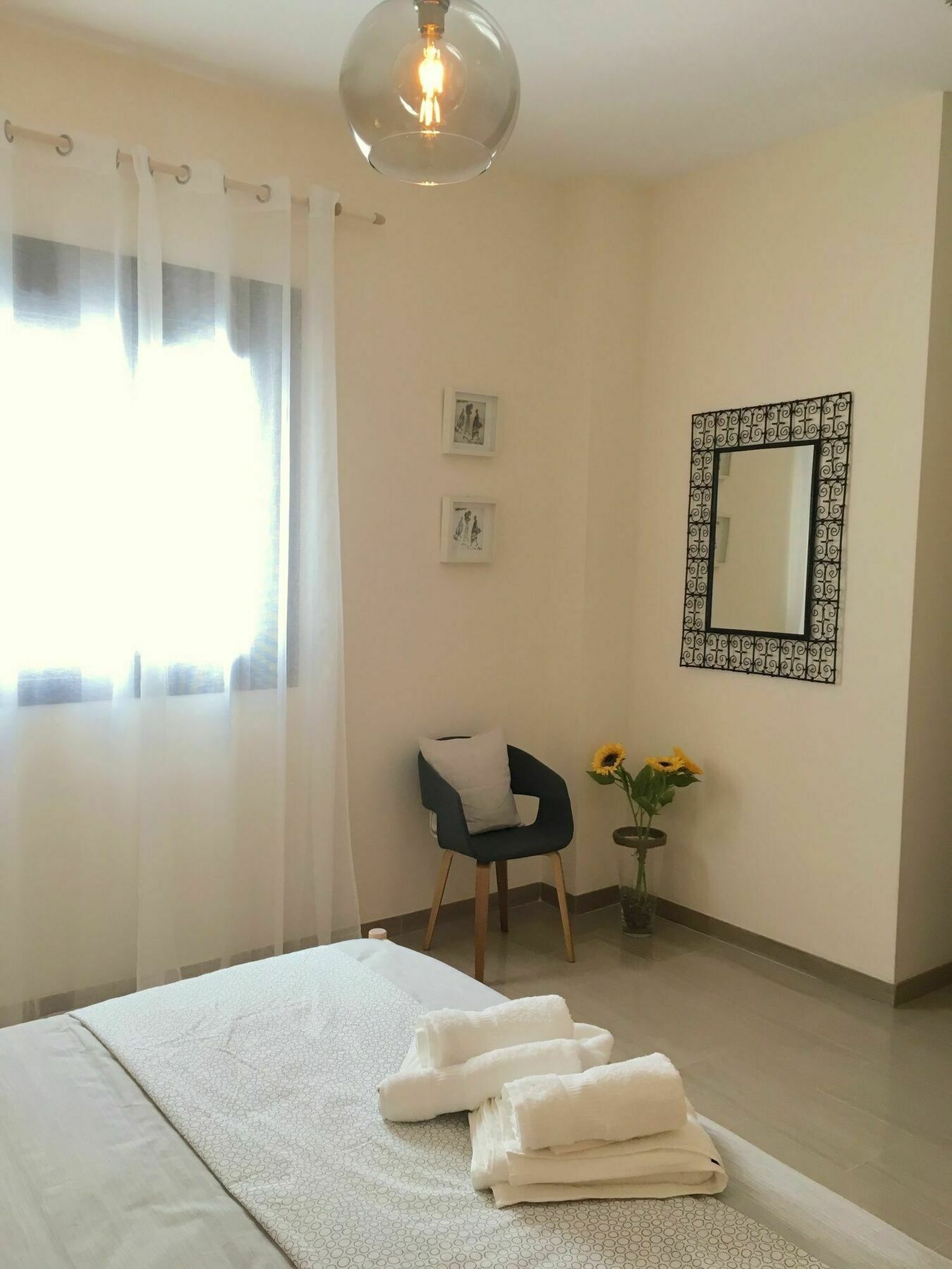 Teodosio Apartment Free Parking & Central Ac Siviglia Esterno foto