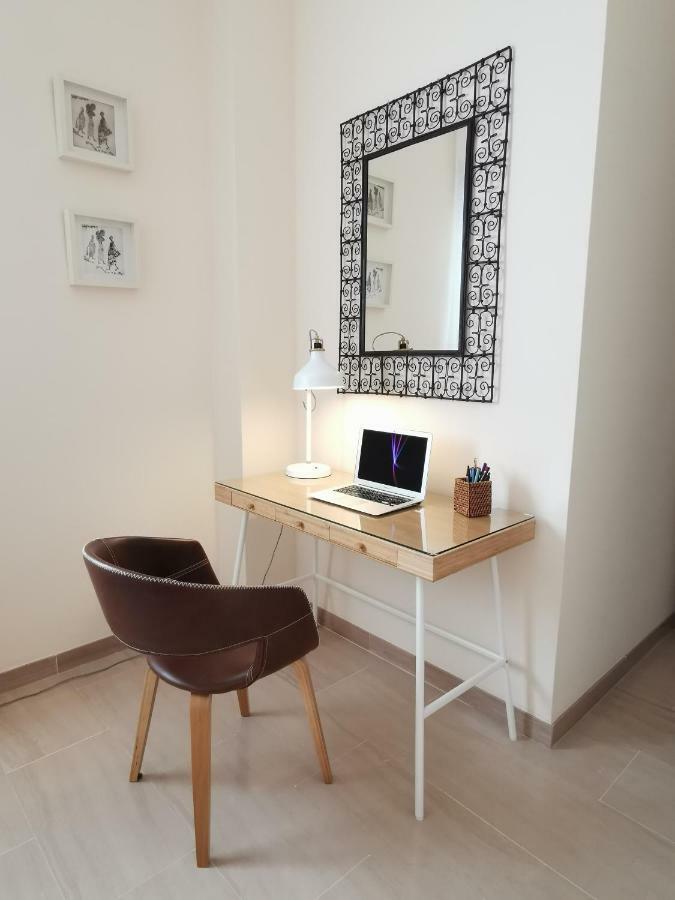 Teodosio Apartment Free Parking & Central Ac Siviglia Esterno foto