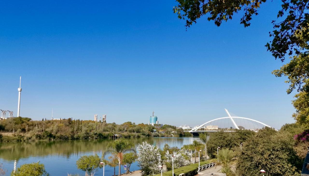 Teodosio Apartment Free Parking & Central Ac Siviglia Esterno foto